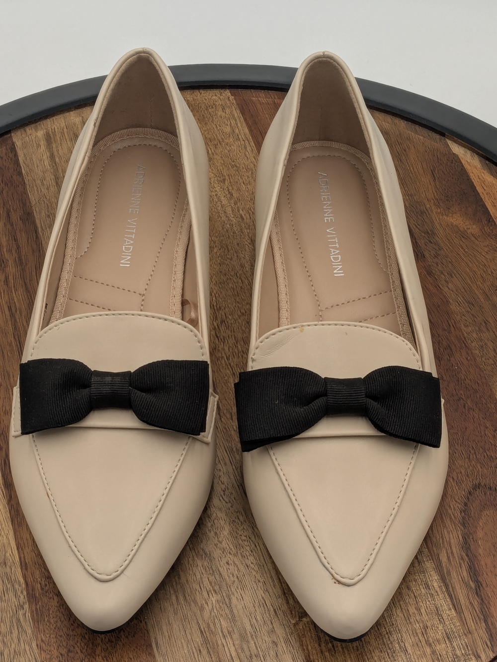 Adrienne Vittadini Pauletta Bow Loafers Nude Beige Pointed Toe Flats Sz 8.5M
